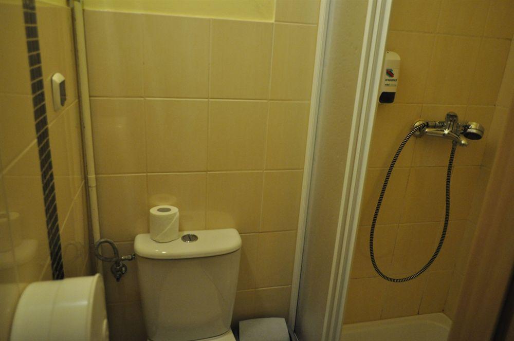 Pensjonat U Janiny Boleslawiec 博莱斯瓦维茨 外观 照片